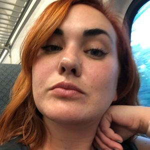 Meet your Posher, Liz